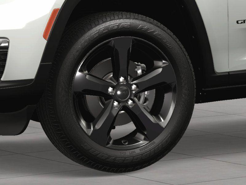 new 2025 Jeep Grand Cherokee L car, priced at $47,889