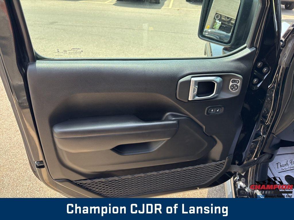 used 2021 Jeep Gladiator car, priced at $31,954