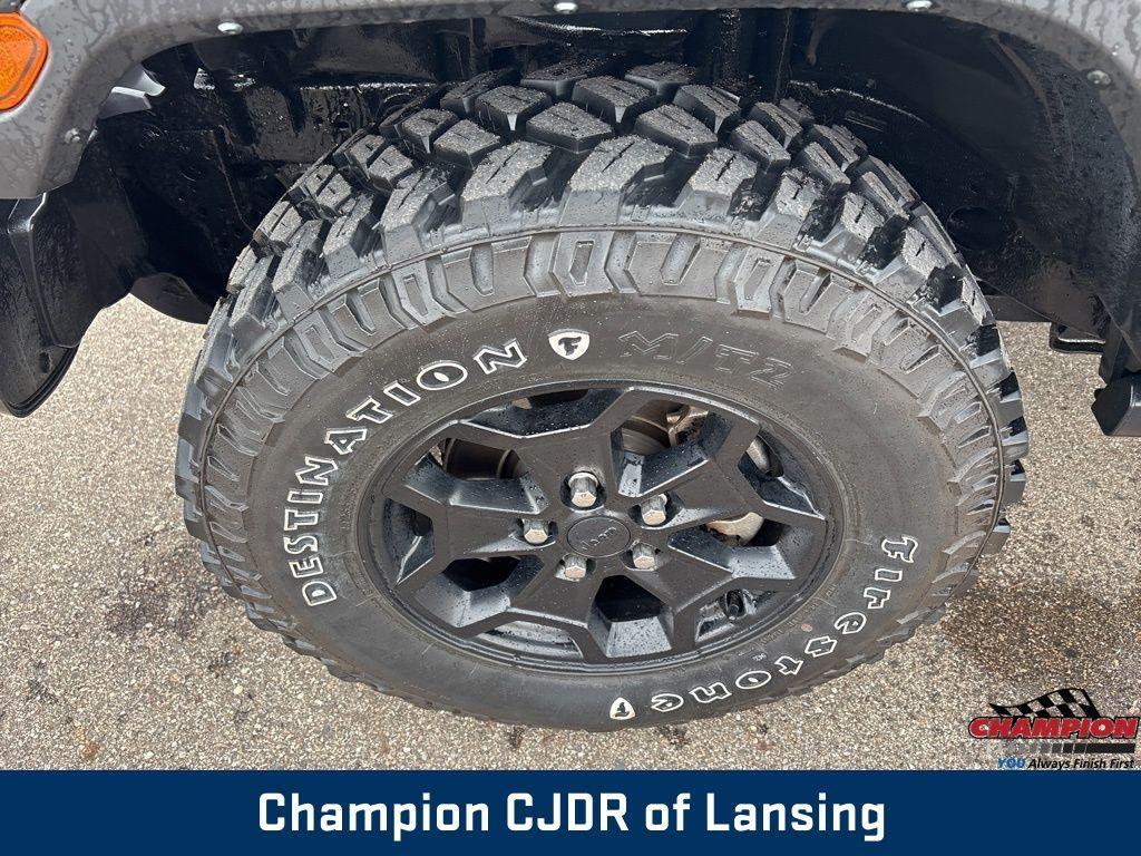 used 2021 Jeep Gladiator car, priced at $31,662