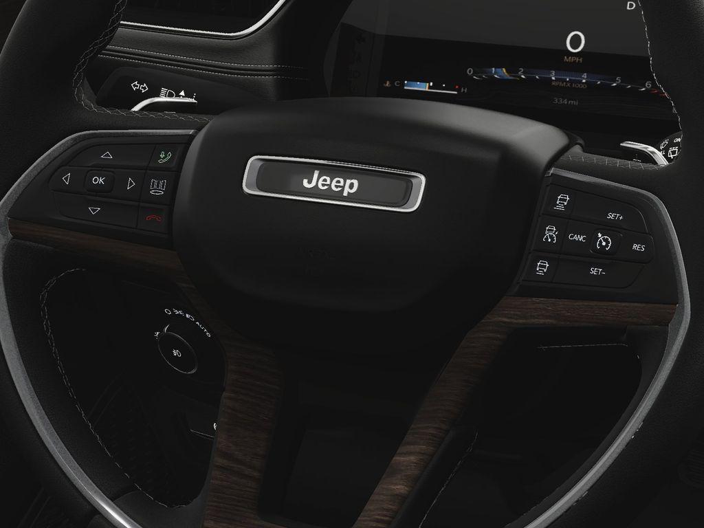 new 2025 Jeep Grand Cherokee car, priced at $46,566