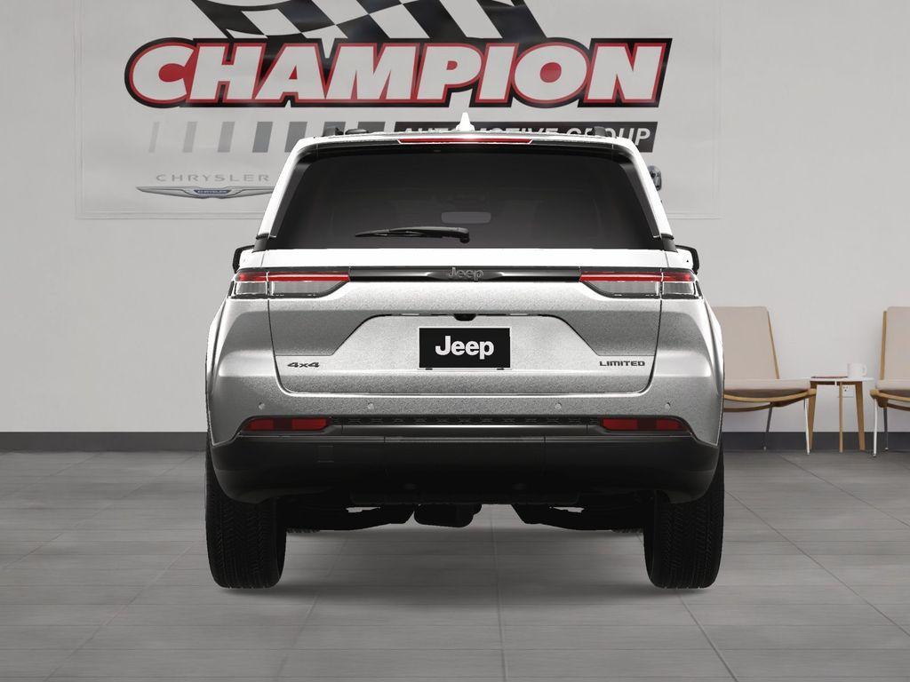 new 2025 Jeep Grand Cherokee car, priced at $47,686
