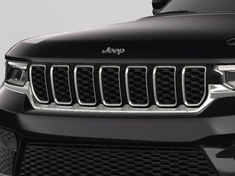 new 2025 Jeep Grand Cherokee car, priced at $41,127