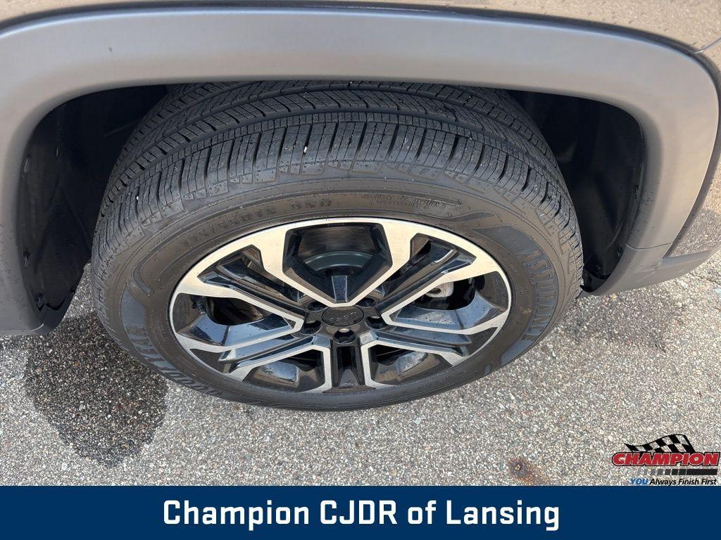 used 2022 Jeep Compass car, priced at $23,354