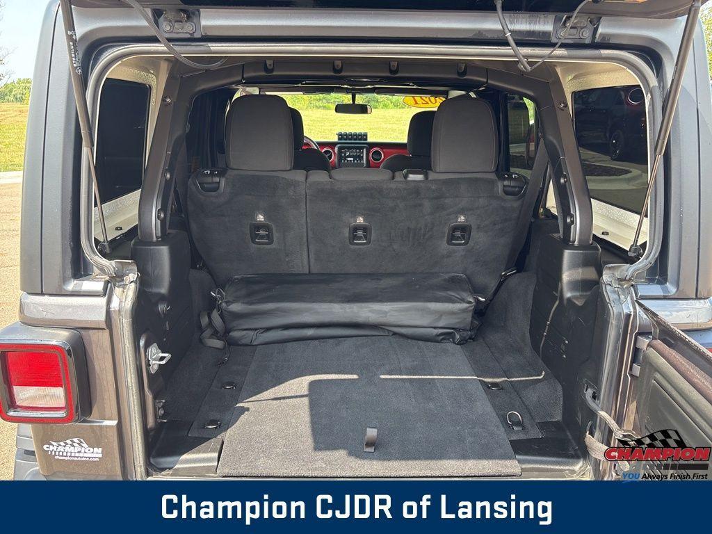 used 2021 Jeep Wrangler Unlimited car, priced at $34,954