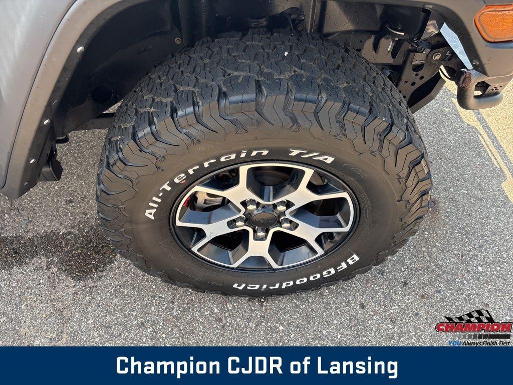 used 2021 Jeep Wrangler Unlimited car, priced at $35,754