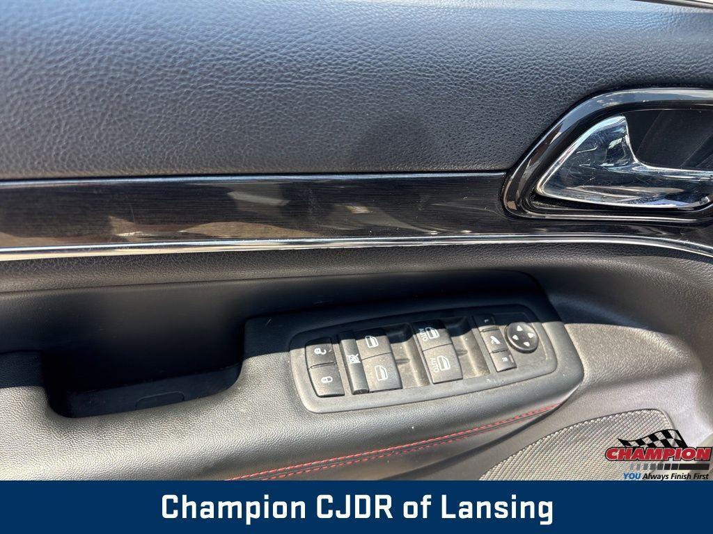 used 2020 Jeep Grand Cherokee car, priced at $25,954