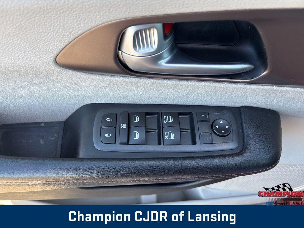 used 2018 Chrysler Pacifica car, priced at $14,554
