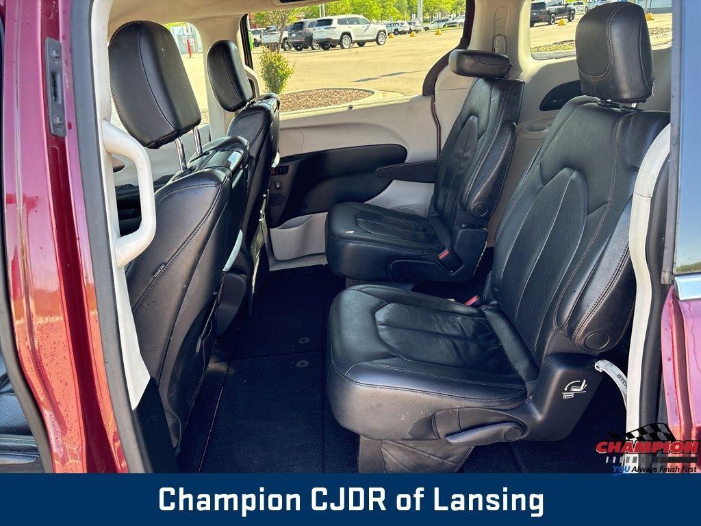 used 2018 Chrysler Pacifica car, priced at $14,554