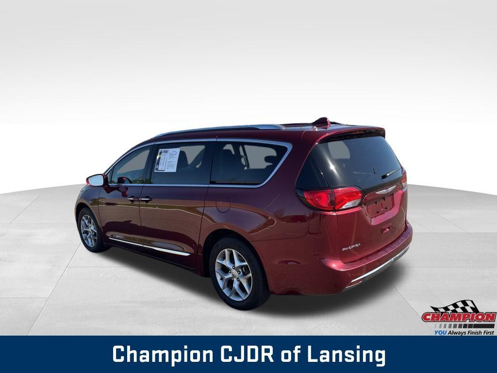 used 2018 Chrysler Pacifica car, priced at $14,884