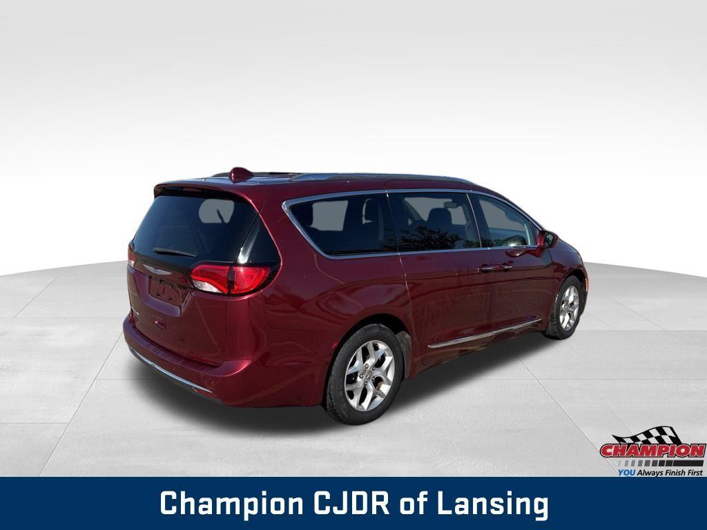 used 2018 Chrysler Pacifica car, priced at $14,884
