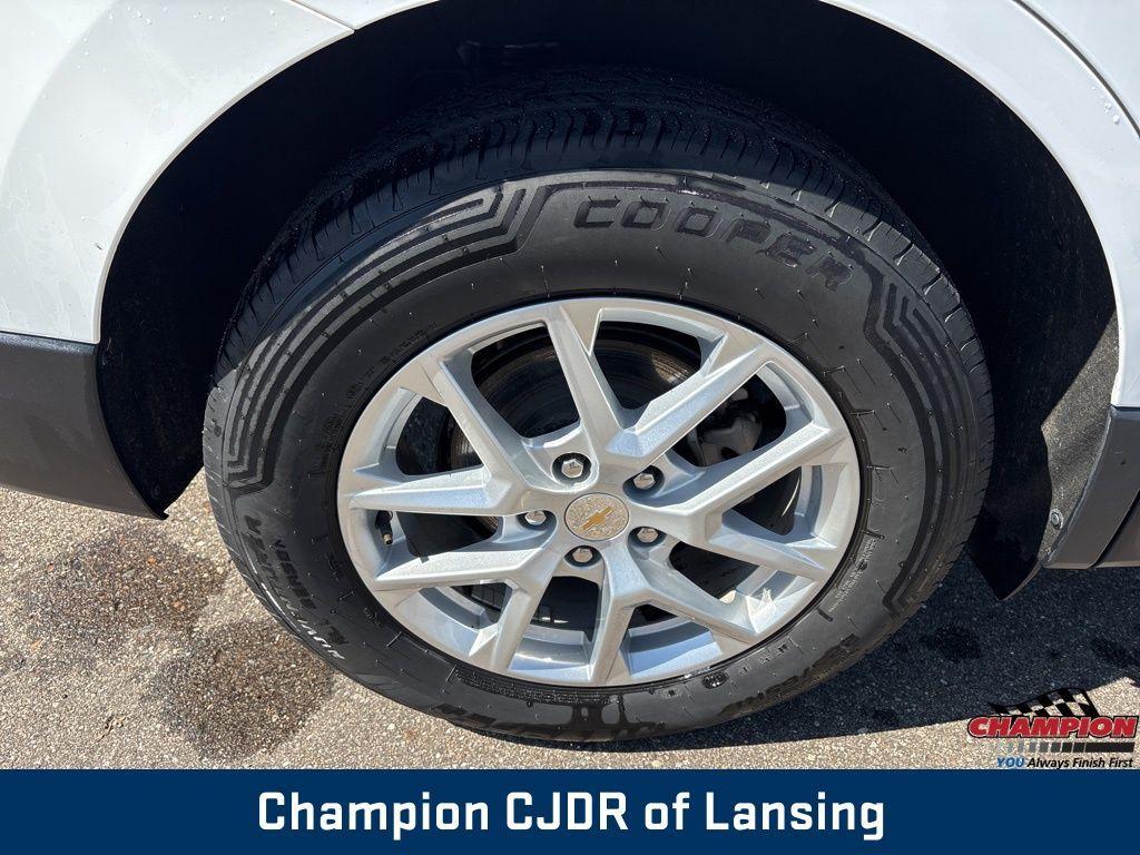 used 2022 Chevrolet Equinox car, priced at $19,954