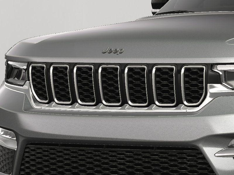 new 2025 Jeep Grand Cherokee car, priced at $47,417