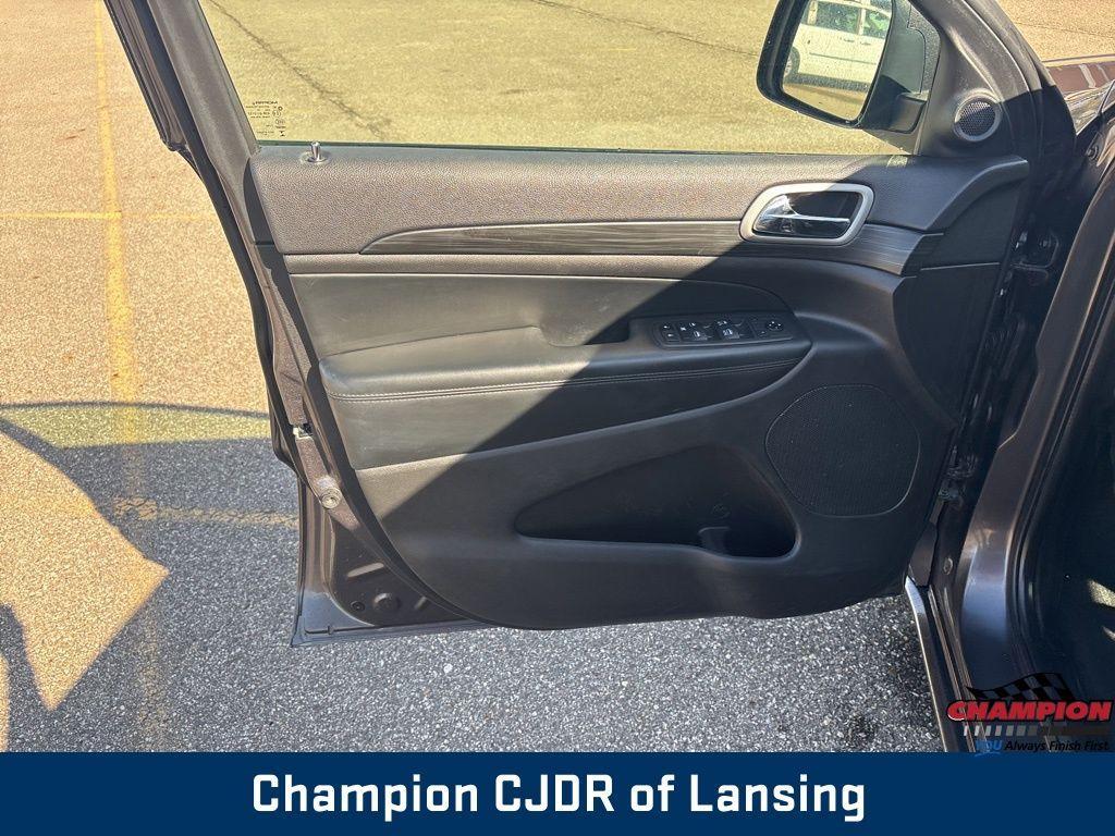 used 2021 Jeep Grand Cherokee car, priced at $23,954