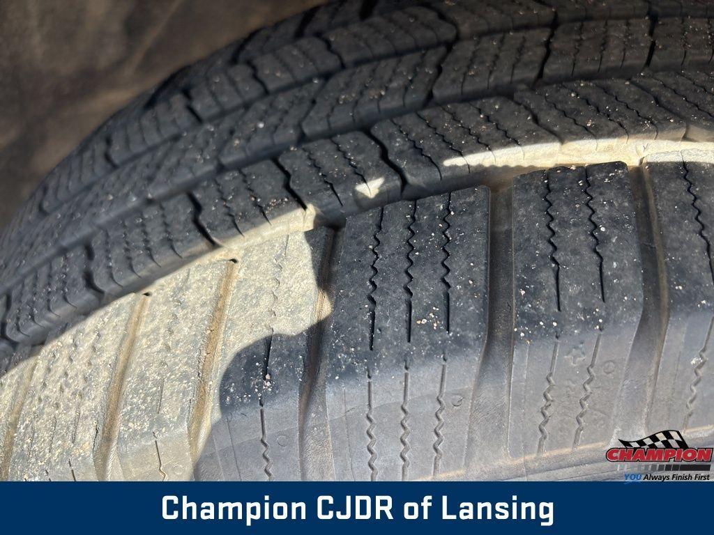 used 2021 Jeep Grand Cherokee car, priced at $23,954