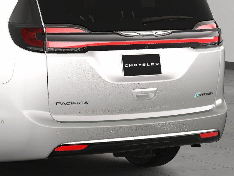 new 2025 Chrysler Pacifica Hybrid car, priced at $50,552