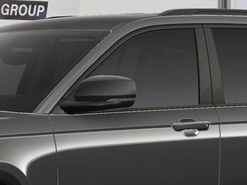 new 2025 Jeep Grand Cherokee car, priced at $49,204