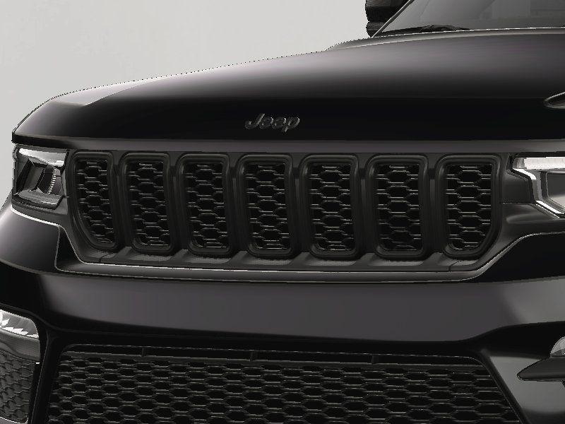 new 2025 Jeep Grand Cherokee car, priced at $45,536