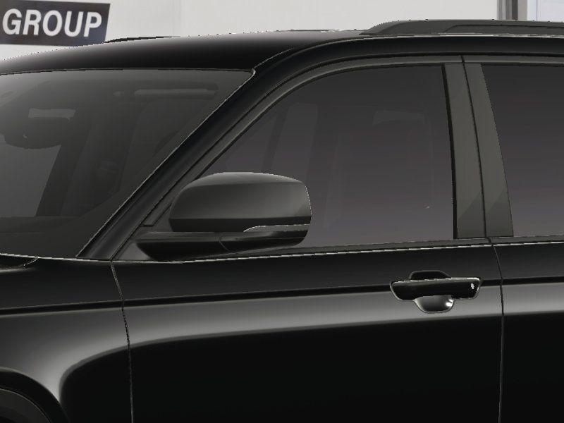 new 2025 Jeep Grand Cherokee car, priced at $45,536