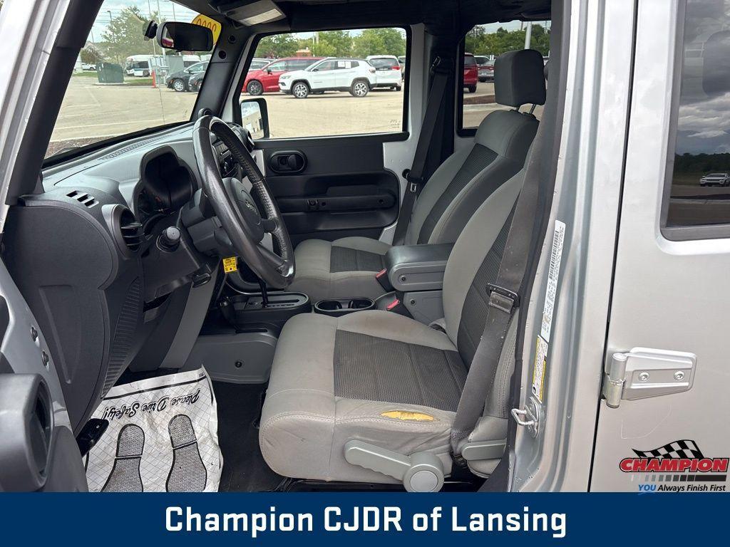used 2009 Jeep Wrangler Unlimited car, priced at $13,324