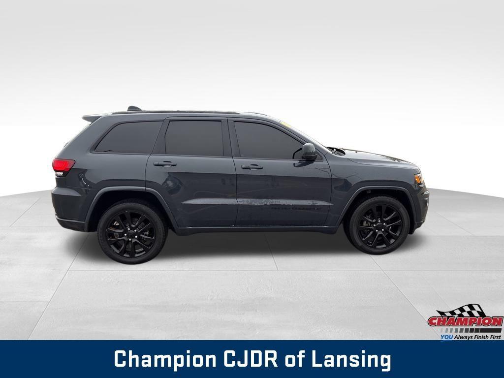 used 2017 Jeep Grand Cherokee car, priced at $15,124