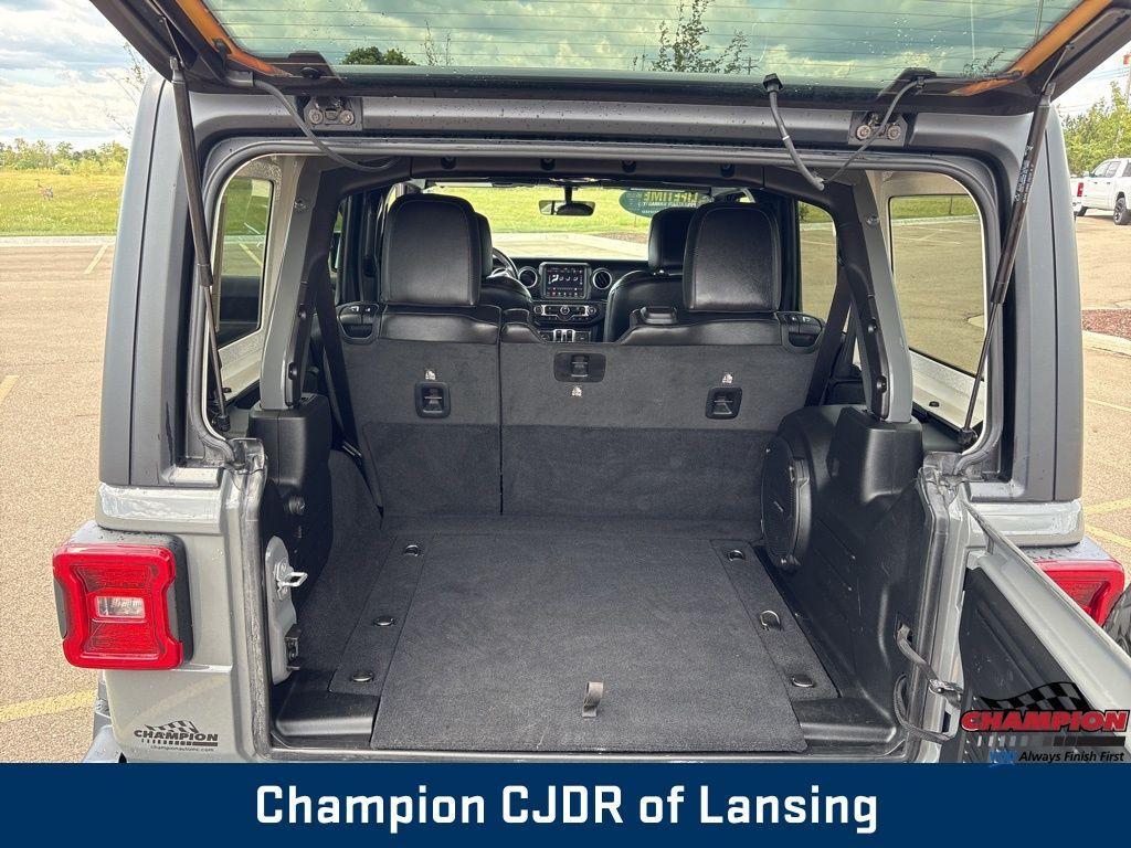 used 2021 Jeep Wrangler Unlimited car, priced at $32,734