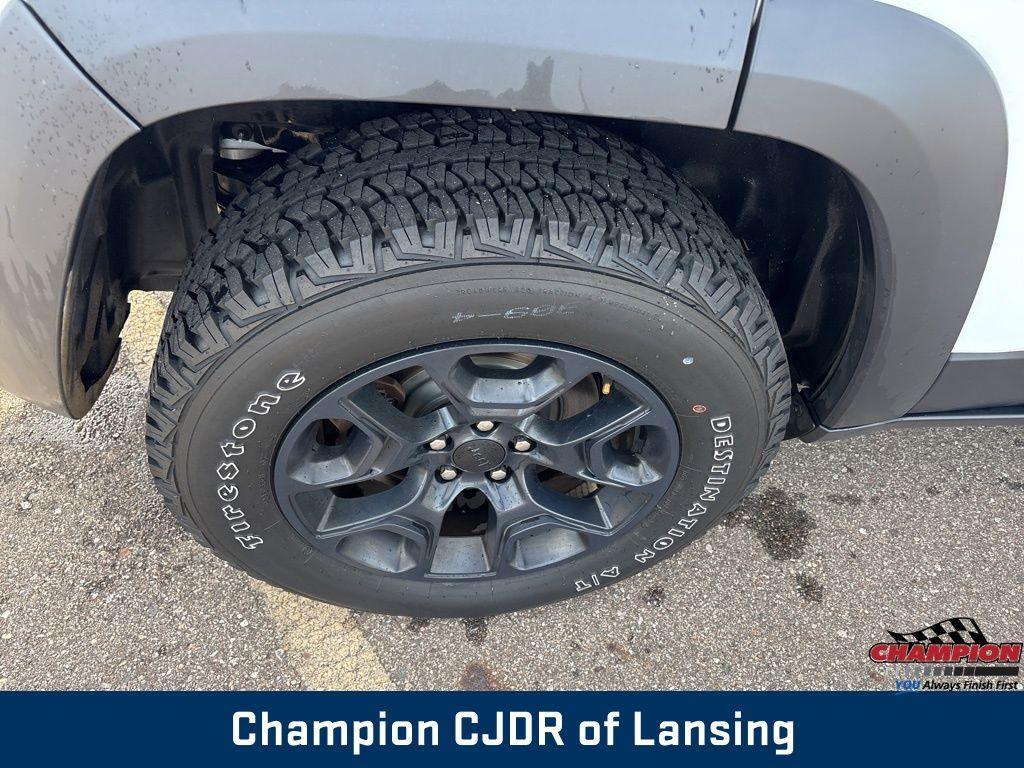 used 2022 Jeep Cherokee car, priced at $24,654