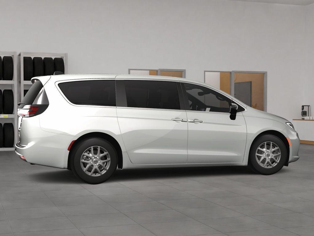 new 2025 Chrysler Pacifica car, priced at $40,312