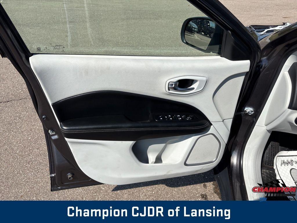 used 2018 Jeep Compass car, priced at $15,324