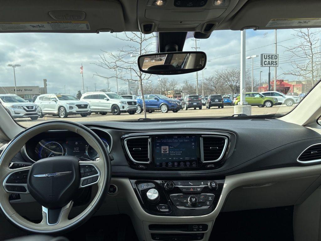 used 2019 Chrysler Pacifica car, priced at $18,505