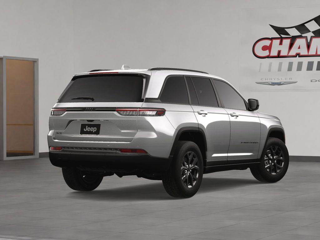 new 2025 Jeep Grand Cherokee car, priced at $43,315