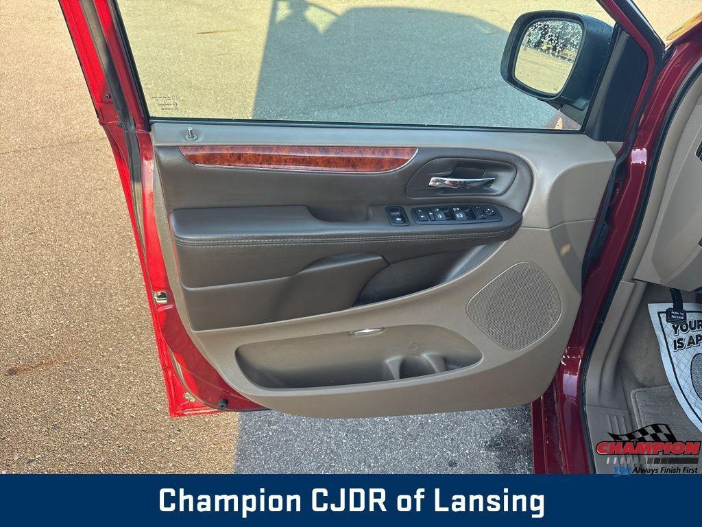 used 2016 Chrysler Town & Country car, priced at $19,954
