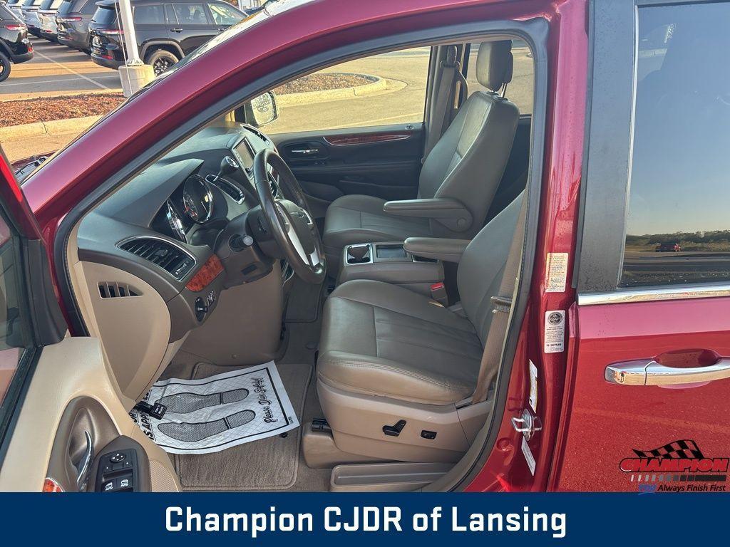 used 2016 Chrysler Town & Country car, priced at $19,954