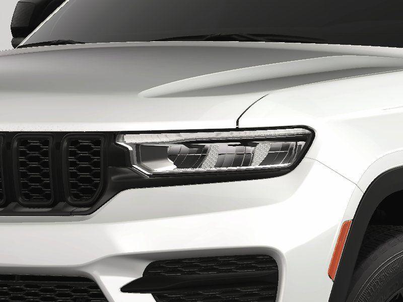 new 2025 Jeep Grand Cherokee car, priced at $42,806