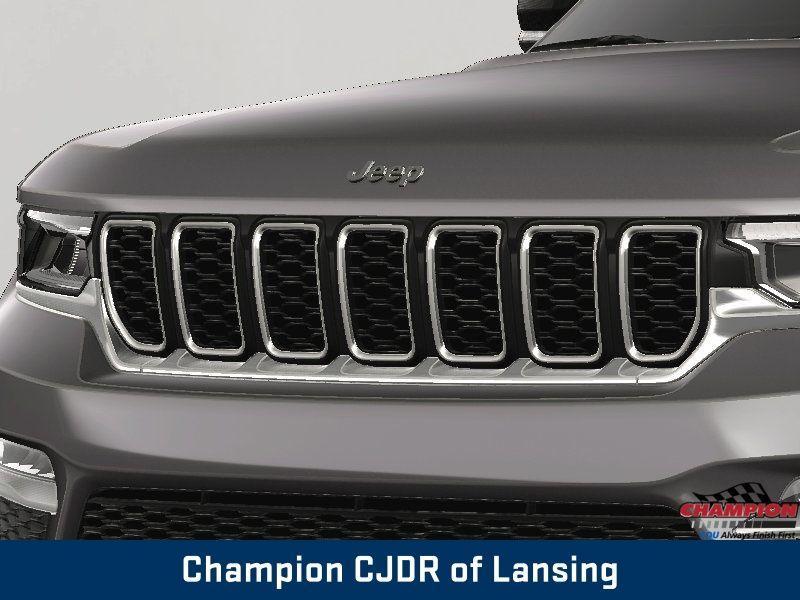 new 2025 Jeep Grand Cherokee car, priced at $41,605