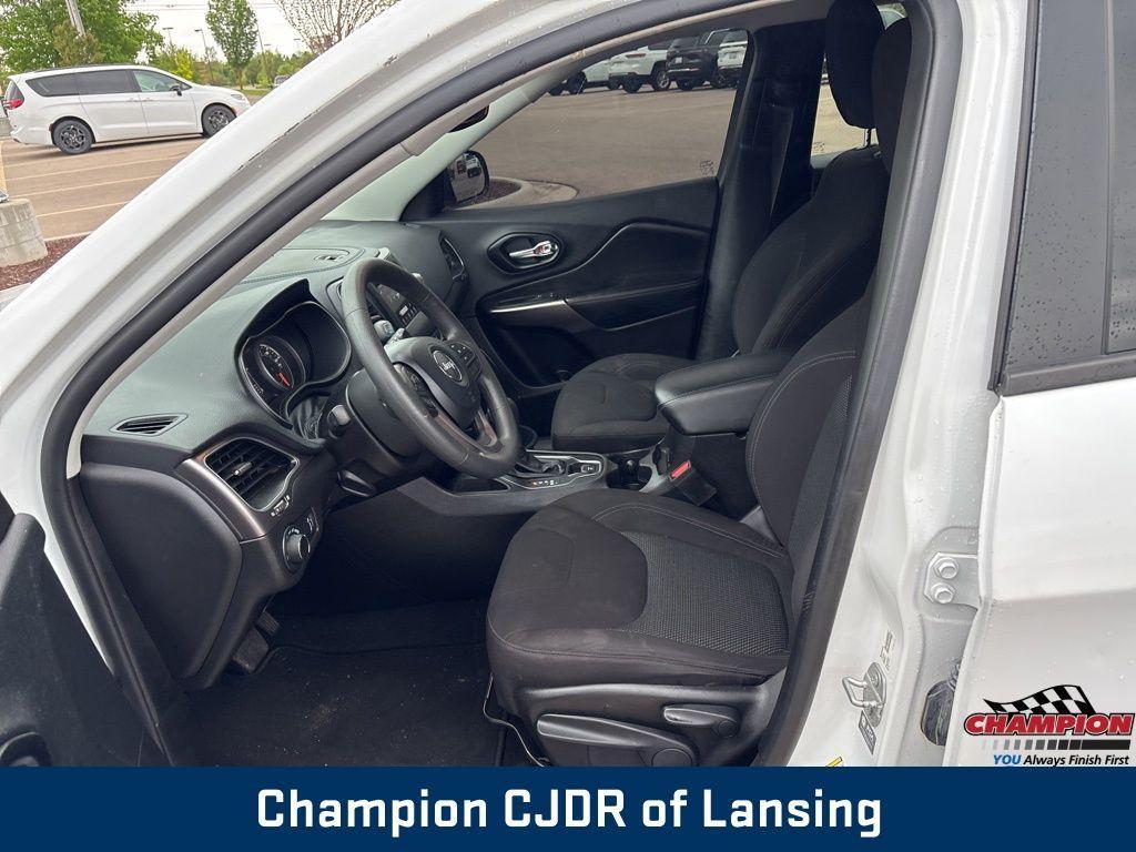 used 2021 Jeep Cherokee car, priced at $17,554