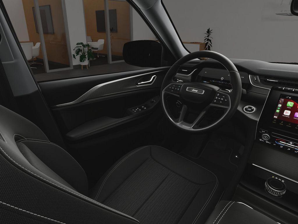 new 2025 Jeep Grand Cherokee car, priced at $36,380
