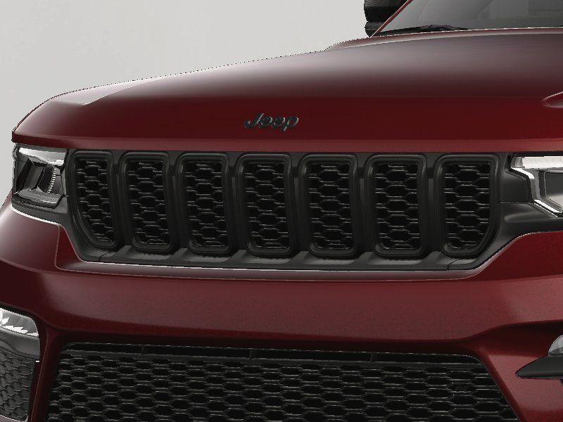 new 2025 Jeep Grand Cherokee car, priced at $49,204