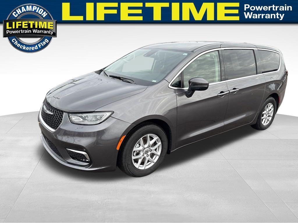 used 2023 Chrysler Pacifica car, priced at $23,999