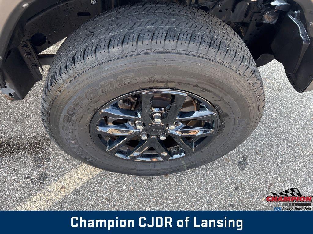 used 2022 Jeep Gladiator car, priced at $33,324