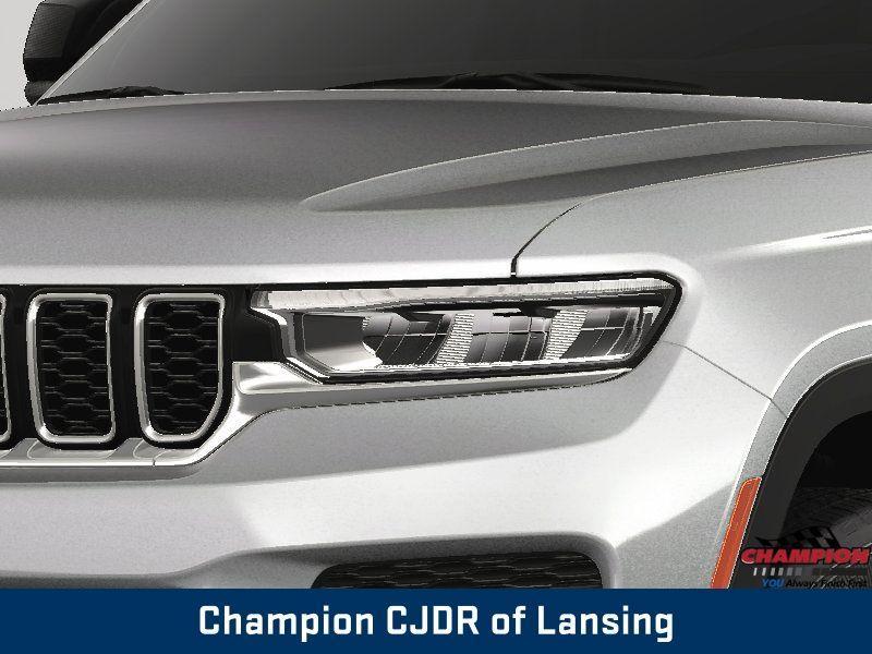 new 2025 Jeep Grand Cherokee car, priced at $38,128