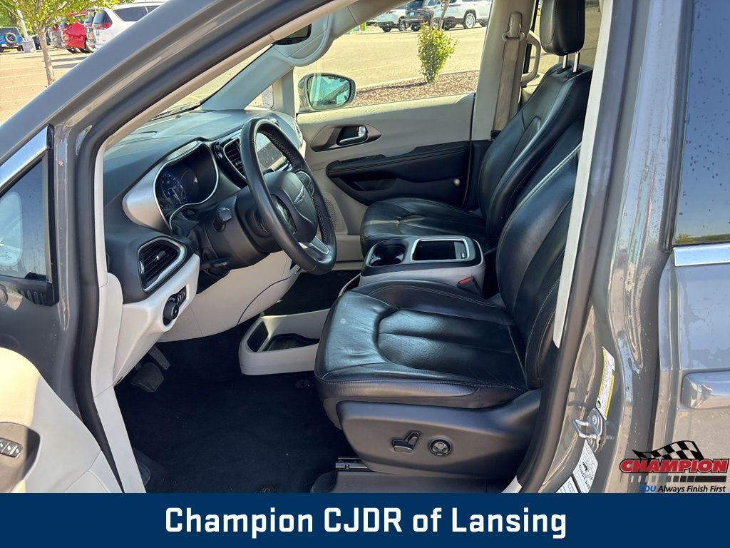used 2022 Chrysler Pacifica car, priced at $24,272