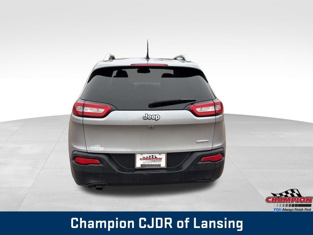 used 2018 Jeep Cherokee car, priced at $10,954