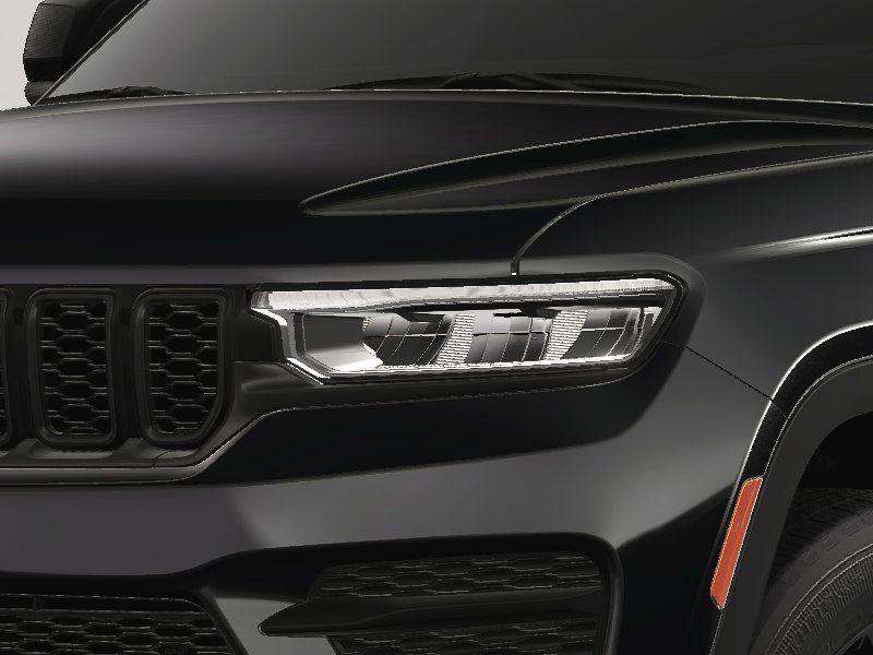 new 2025 Jeep Grand Cherokee car, priced at $43,315