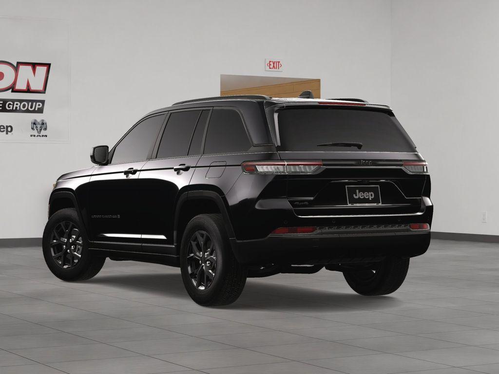 new 2025 Jeep Grand Cherokee car, priced at $43,315