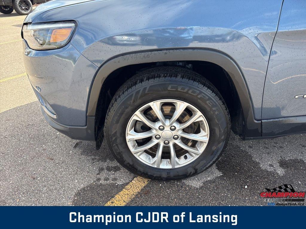 used 2019 Jeep Cherokee car, priced at $15,754