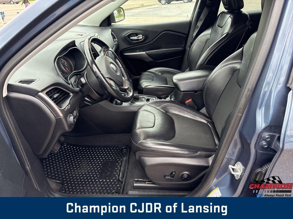 used 2019 Jeep Cherokee car, priced at $14,999