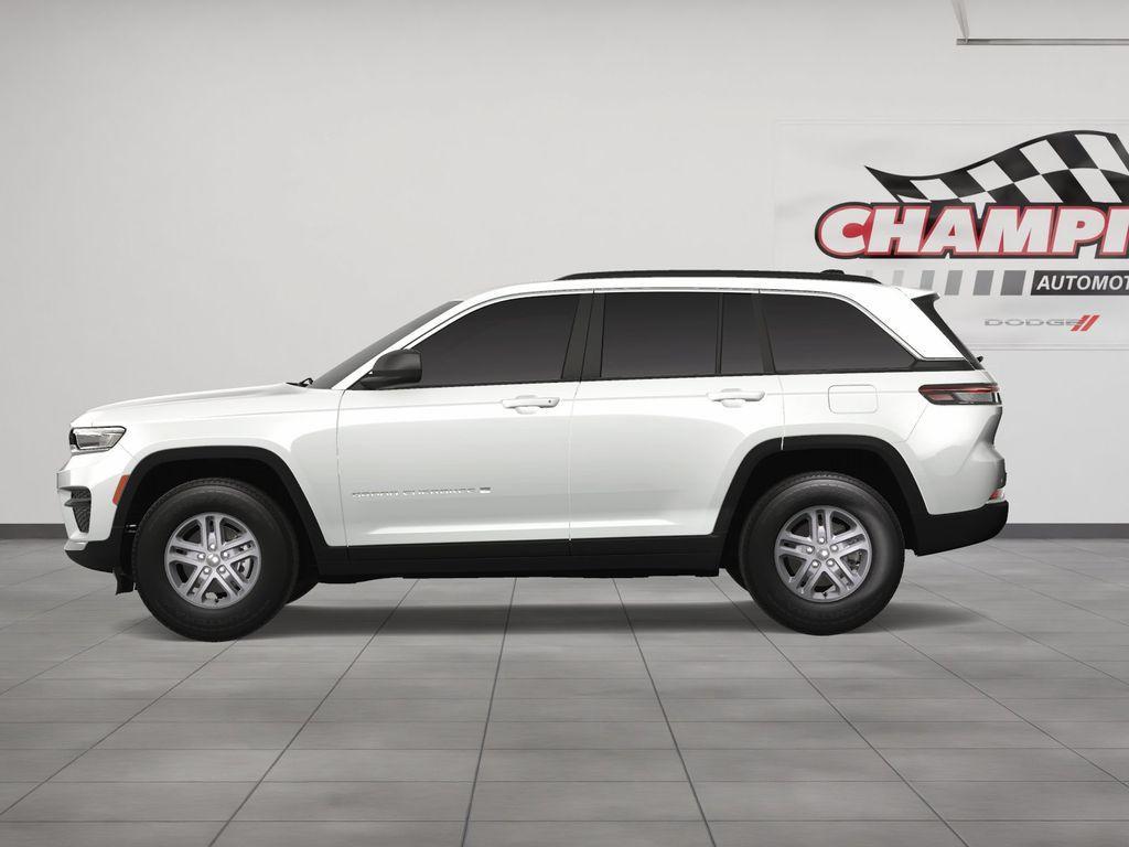 new 2025 Jeep Grand Cherokee car, priced at $39,977