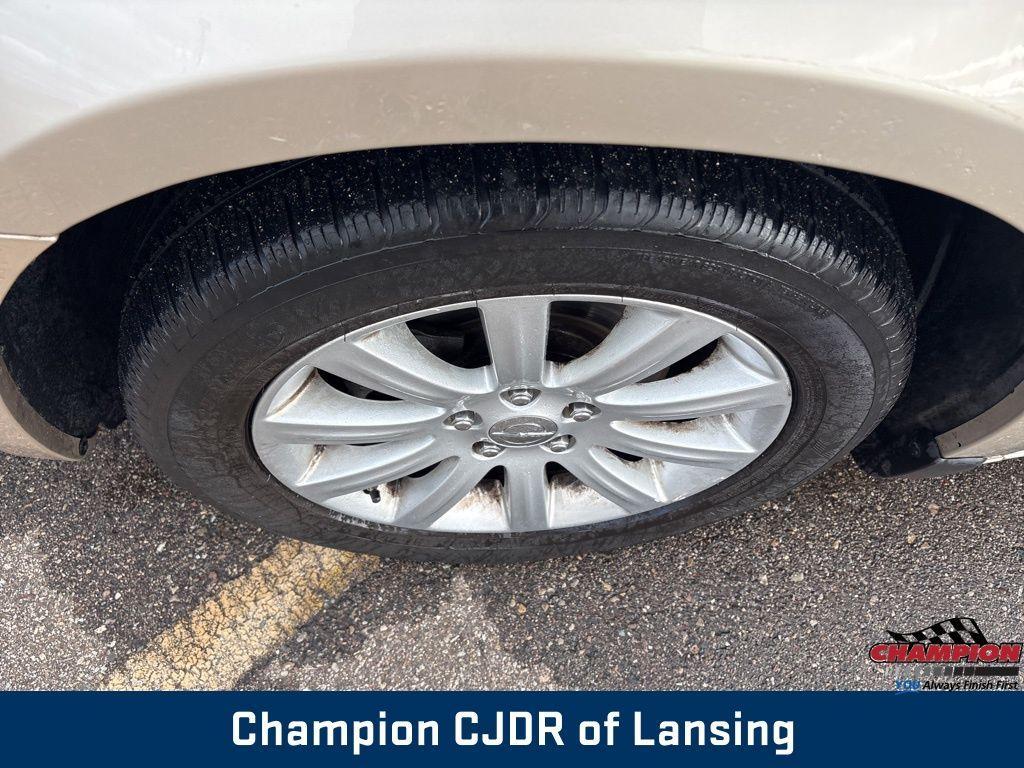 used 2014 Chrysler 200 car, priced at $3,954