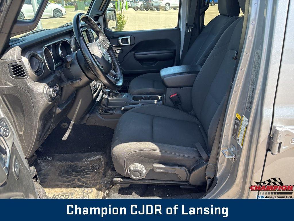 used 2021 Jeep Wrangler Unlimited car, priced at $29,071