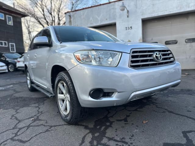 used 2010 Toyota Highlander car, priced at $7,499